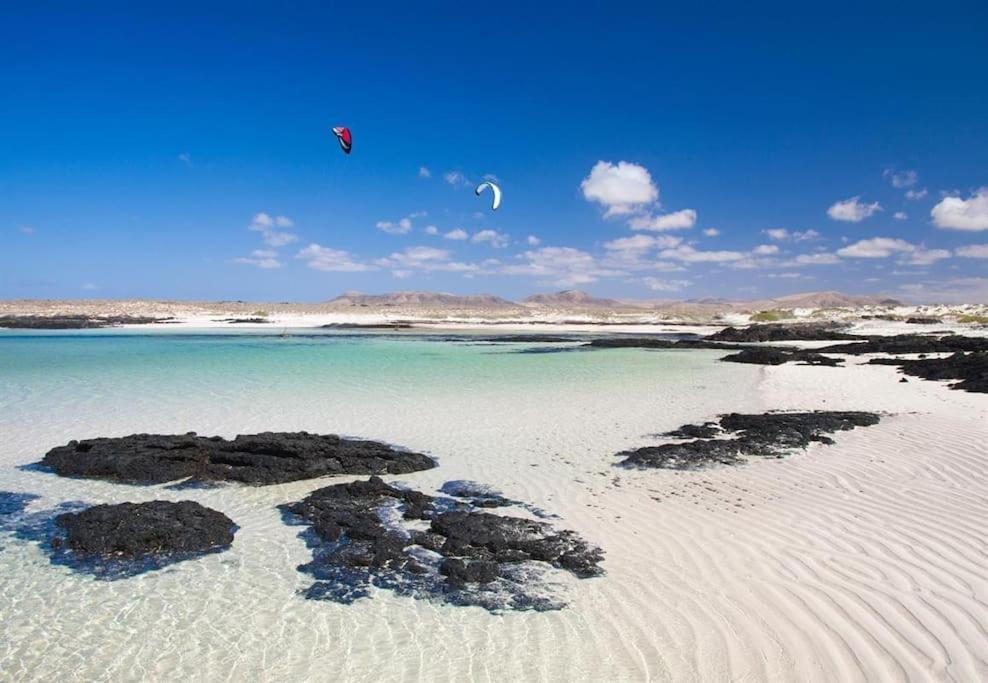 Tia Lisa Dunasol كوراليهو المظهر الخارجي الصورة